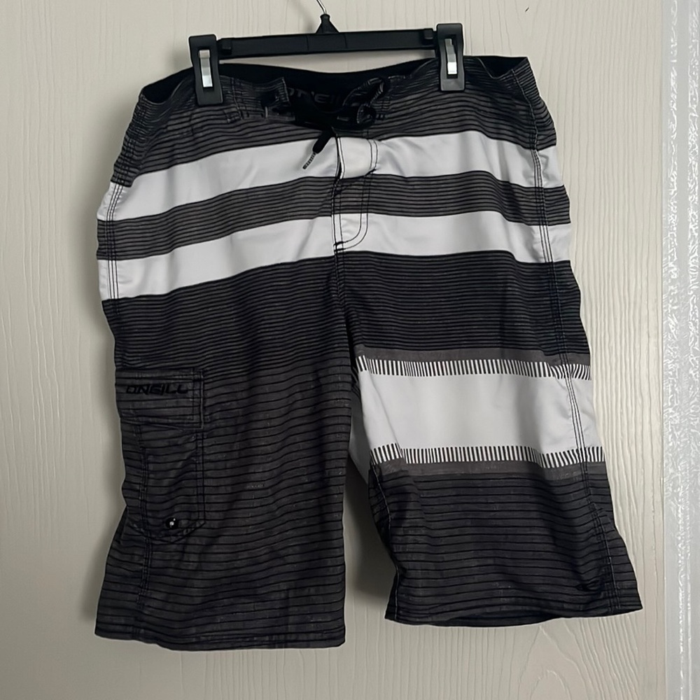 O’Neill Boardshorts size 32. *EUC*